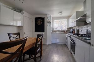 Kitchen/Diner- click for photo gallery